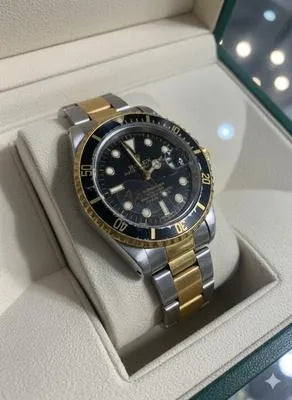 Elegant Men’s Stainless Steel Quartz Watch