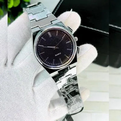 Elegant Men’s Stainless Steel Quartz Watch